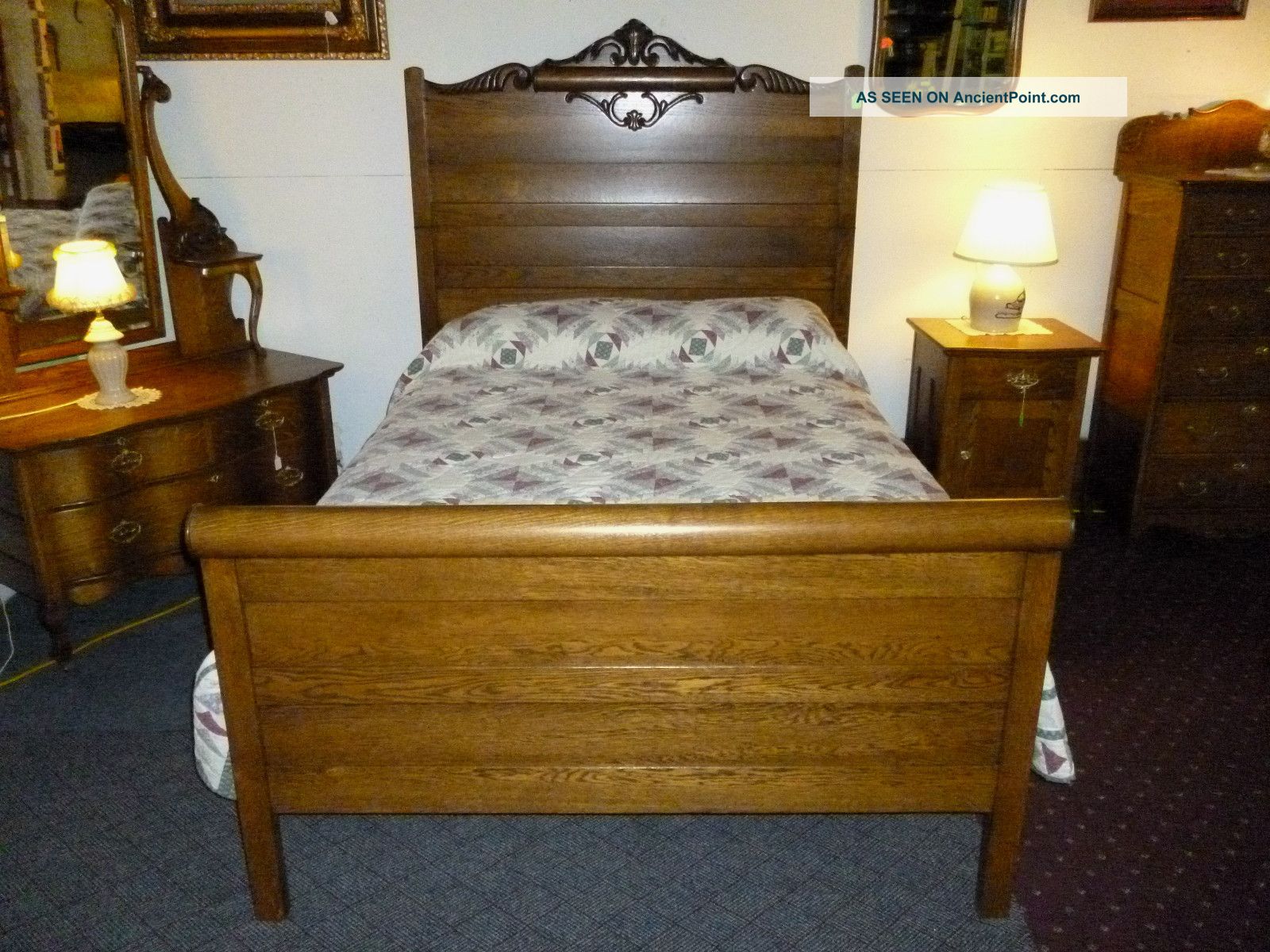Antique Oak Bed (full Size) Rolling Pin Head And Footboard Ornate Carving Usa 1900-1950 photo
