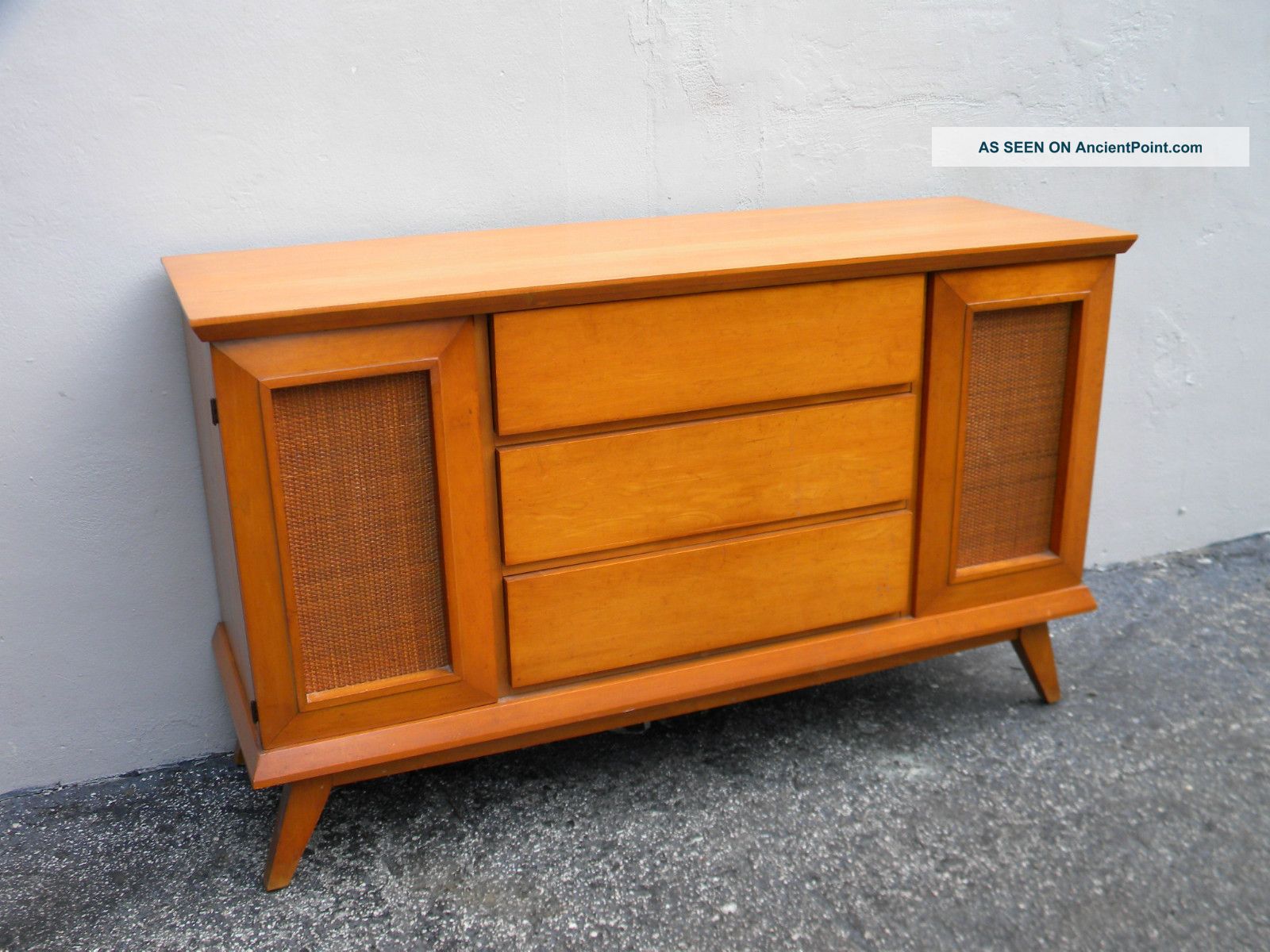 Mid - Century Maple Dresser With Caning 2228 Post-1950 photo