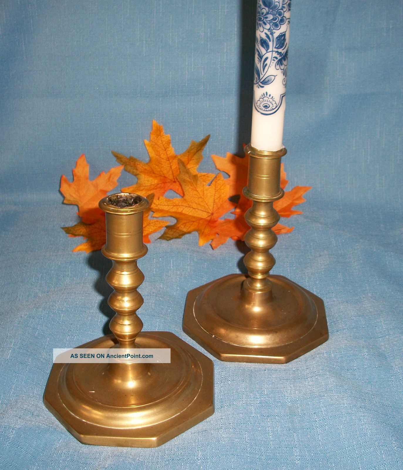 Antique Brass Candlesticks Near Pair Solid Stems 17thc 18th C Candle Holders Metalware photo