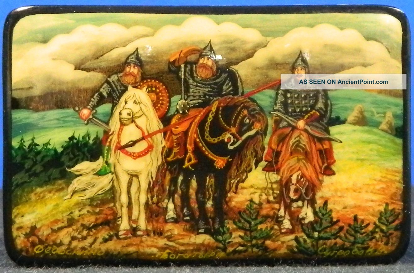 Russian Lacquered Hand Painted Trinket Box Signed Boxes photo