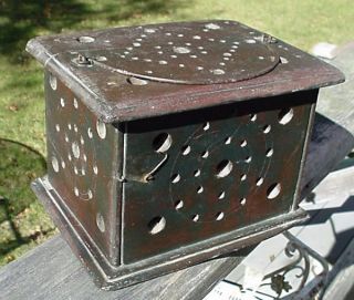 Antique Iron American Pigeon Carrier 9x7x6 Inches C 1840 photo