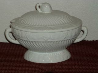 Vintage 1940 ' S Ironstone Oval Soup/vegetable Tureen With Lid photo