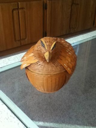 Vintage Wicker Bird Basket,  Hand Crafted Home Decor Great Price photo