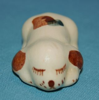 Vintage Porcelain Ceramic Cute Little Pottery Beagle Hound Dog Figurine photo