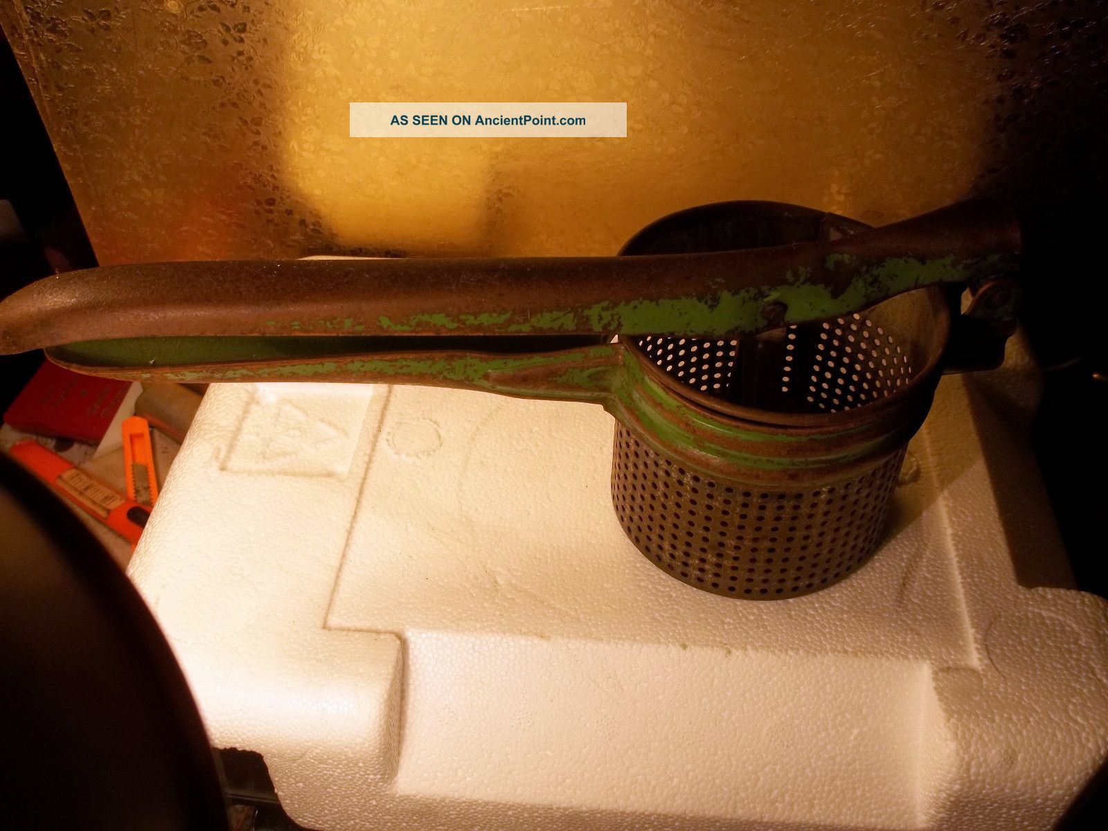 Antique Kitchen Tool Juicer Hand Press Ludington Michigan Country Farm Kitchen Metalware photo