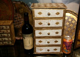 Largest Vintage Italian Florentine Gold Gilt White Wood Tole Chic Jewelry Box photo