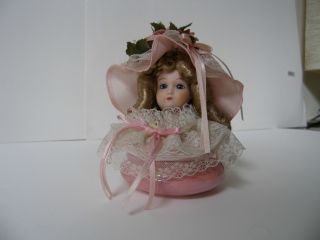 Vintage Jewelry Box photo