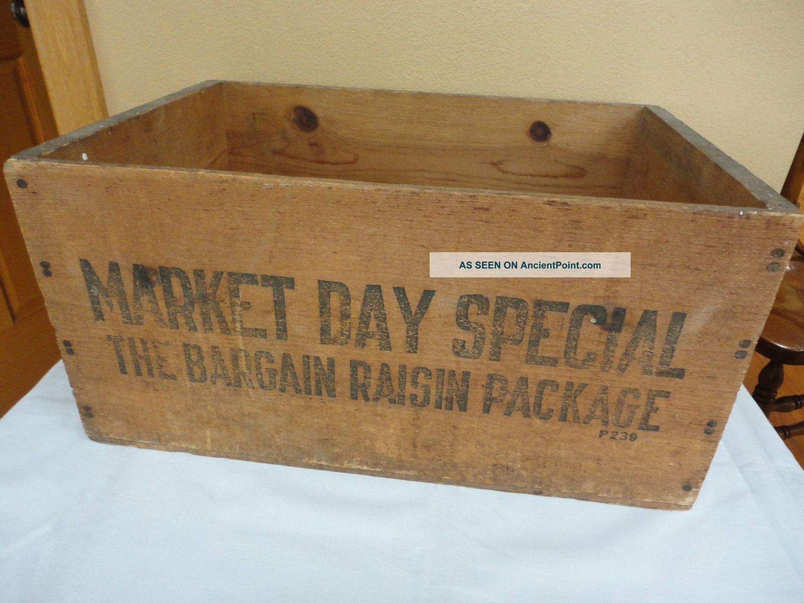 Vintage Wooden Fruit Crate Market Day Bargain Raisin Package P239 Boxes photo