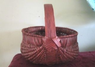 Small Antique Buttocks Basket photo