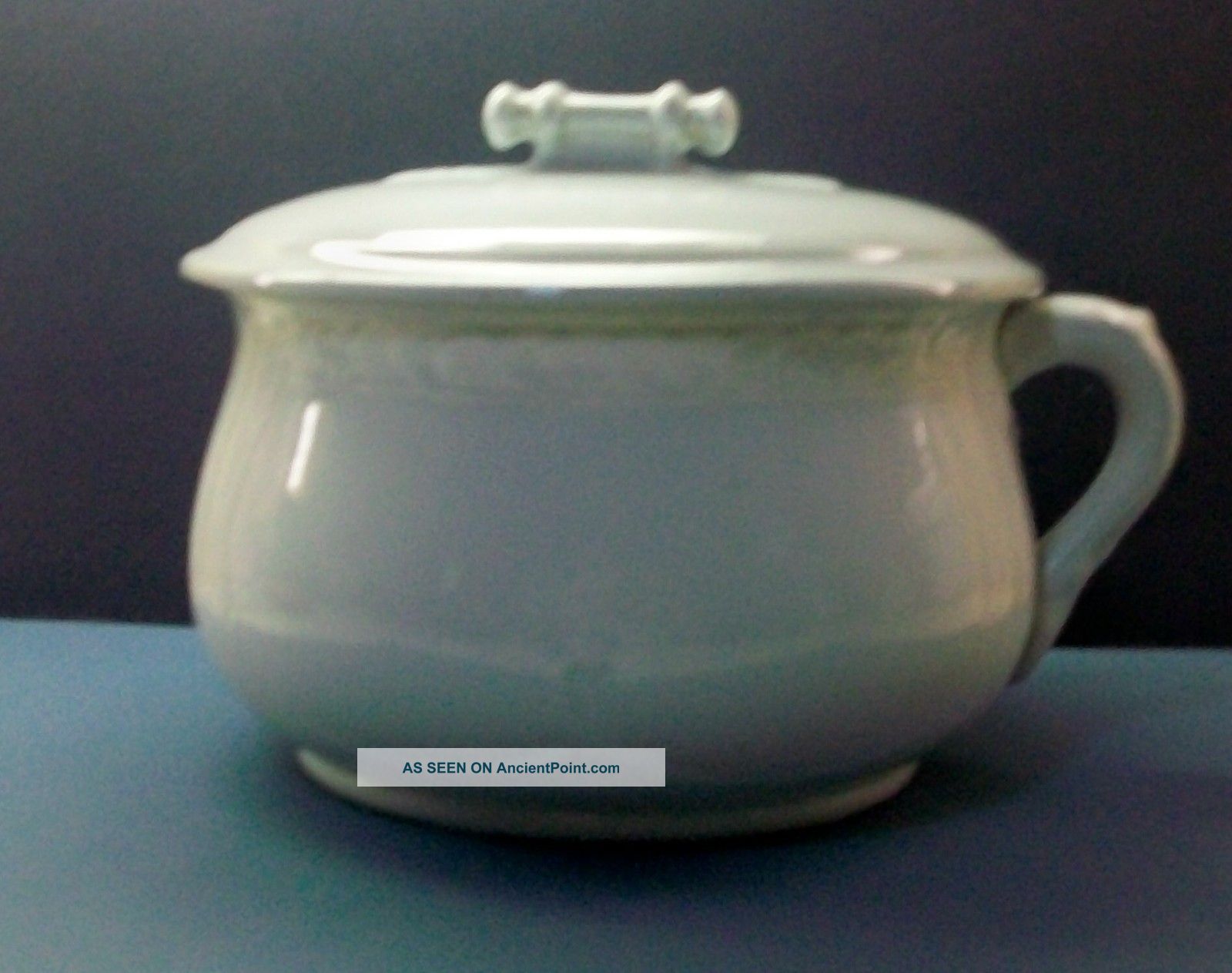 Antique Stone China Ironstone White Chamber Pot With Lid Chamber Pots photo