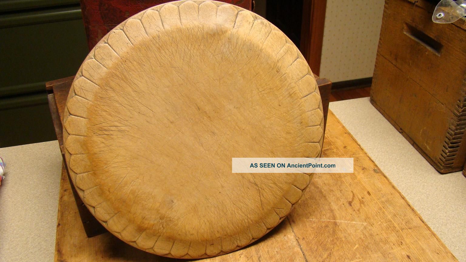 Round Antique Wooden Bread Board Carved Design Cutting Board Treen Other photo