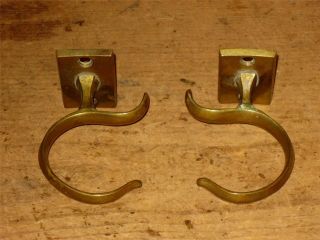 Rare Pair Of 18th C American Brass Jamb Hooks Great Design And Condition photo