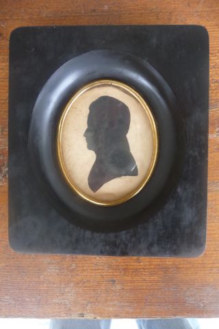 Antique 19thc Cut Paper Silhouette Portrait Of Gentleman In Ebonized Frame photo