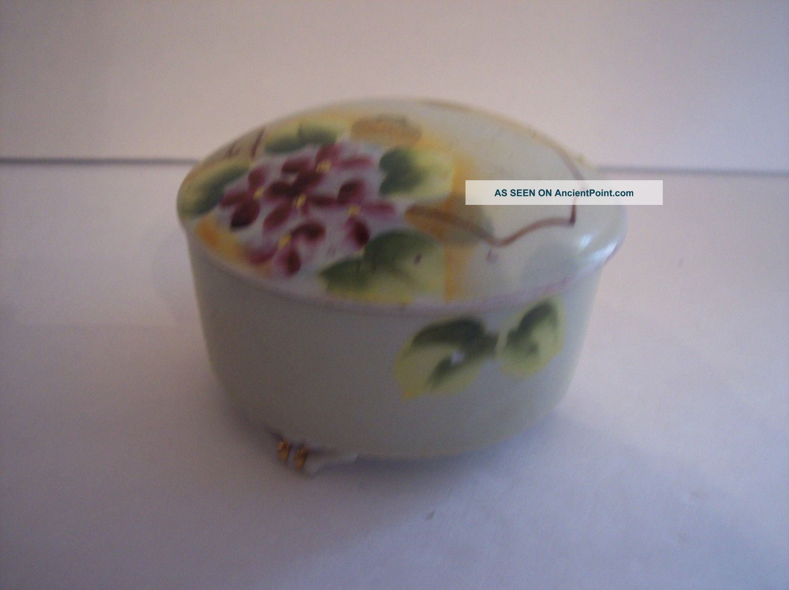 Rare 1920s Handpainted Nippon Footed Vanity Powder Trinket Box Purple Violets Boxes photo
