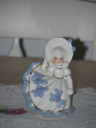 Vintage Crown De Bec Porcelain Bonnet Girl W/ruffles Fine Porcelain Figurine photo