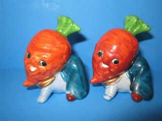 Vintage Ceramic Anthropomorphic Carrot Kids Salt & Pepper Shaker Japan 1950 photo