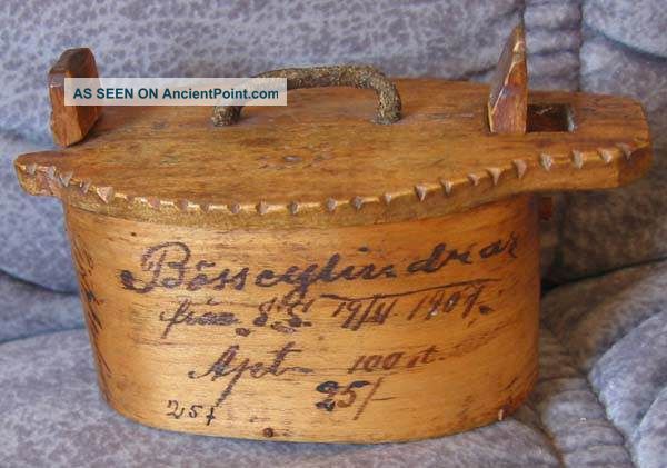 Antique Small Tina Box 