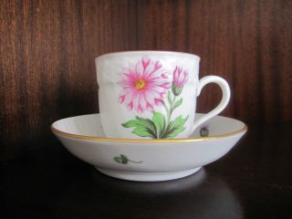 Herend Porcelain Cup And Saucer Floral Old 1709 / 6v Pottery Dinnerware photo