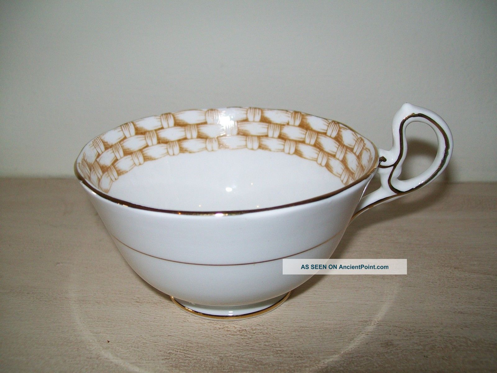 England  cup Albert Saucer No Cup Vintage tea Bone Tea China Antique  vintage Fine  material Royal