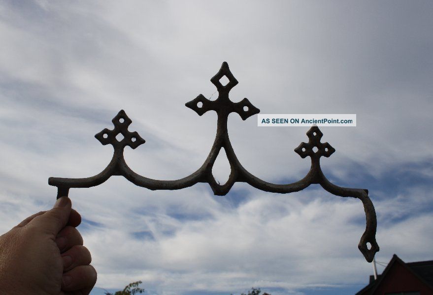 C.  1890 ' S - 1900 ' S Gothic Metal Fence Ornament 9 Metalware photo