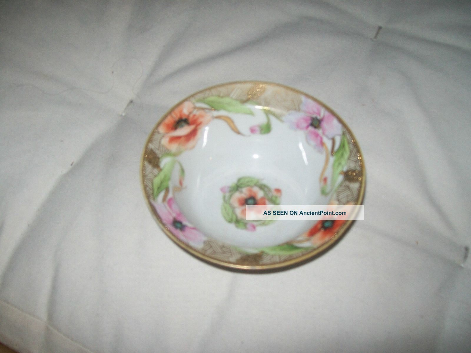 Hand Painted Nippon Rimmed Bowl With Gold Beading Bowls photo