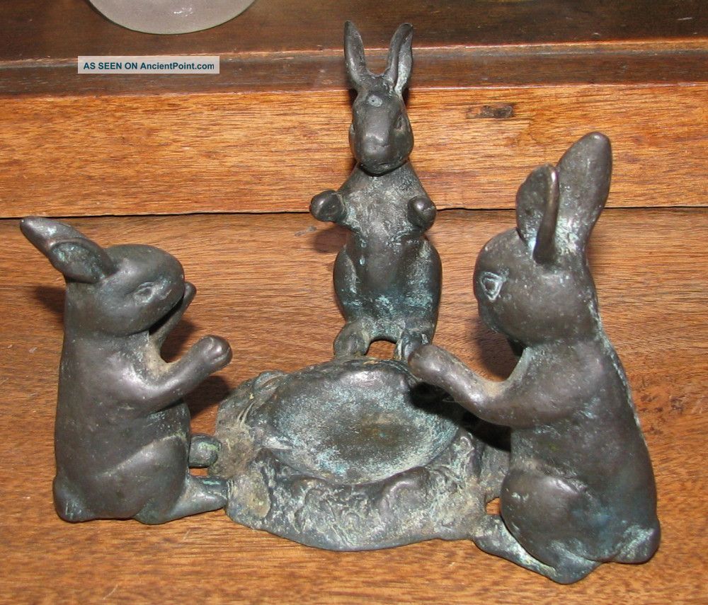 Antique Bronze Figural 3 Rabbits Trinket Dish / Jewelry Holder / Card Receiver Metalware photo