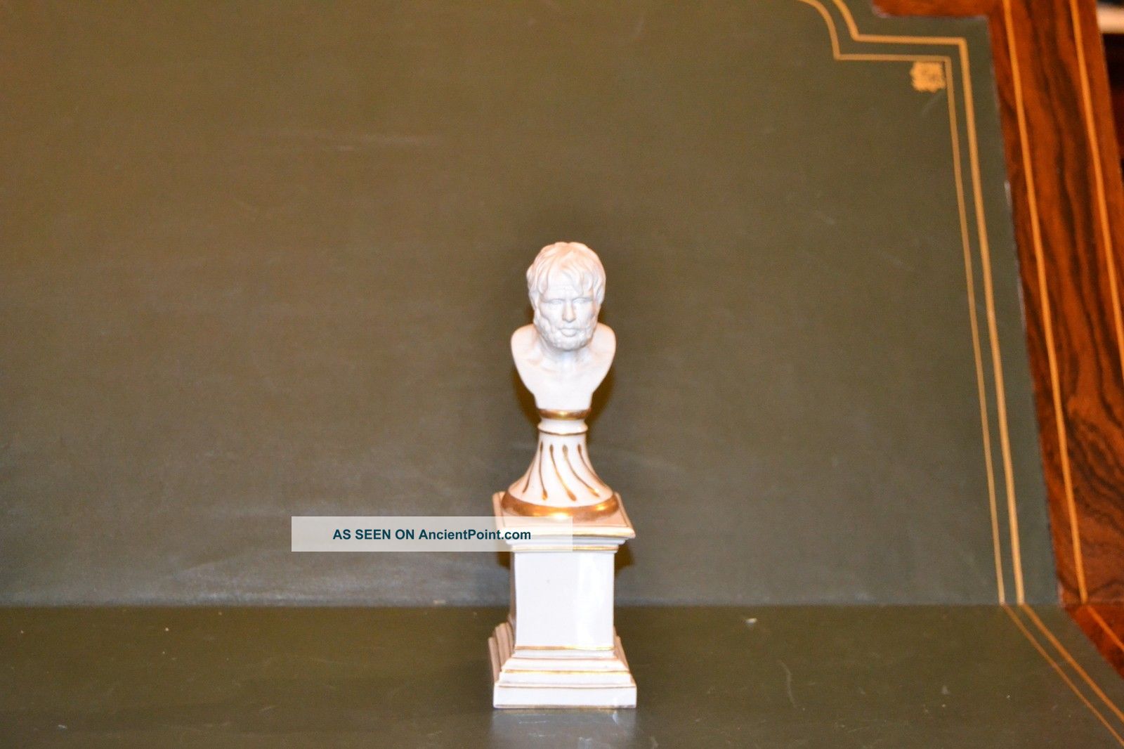 19th Century German Seneca Bust Porcelain Figurines photo