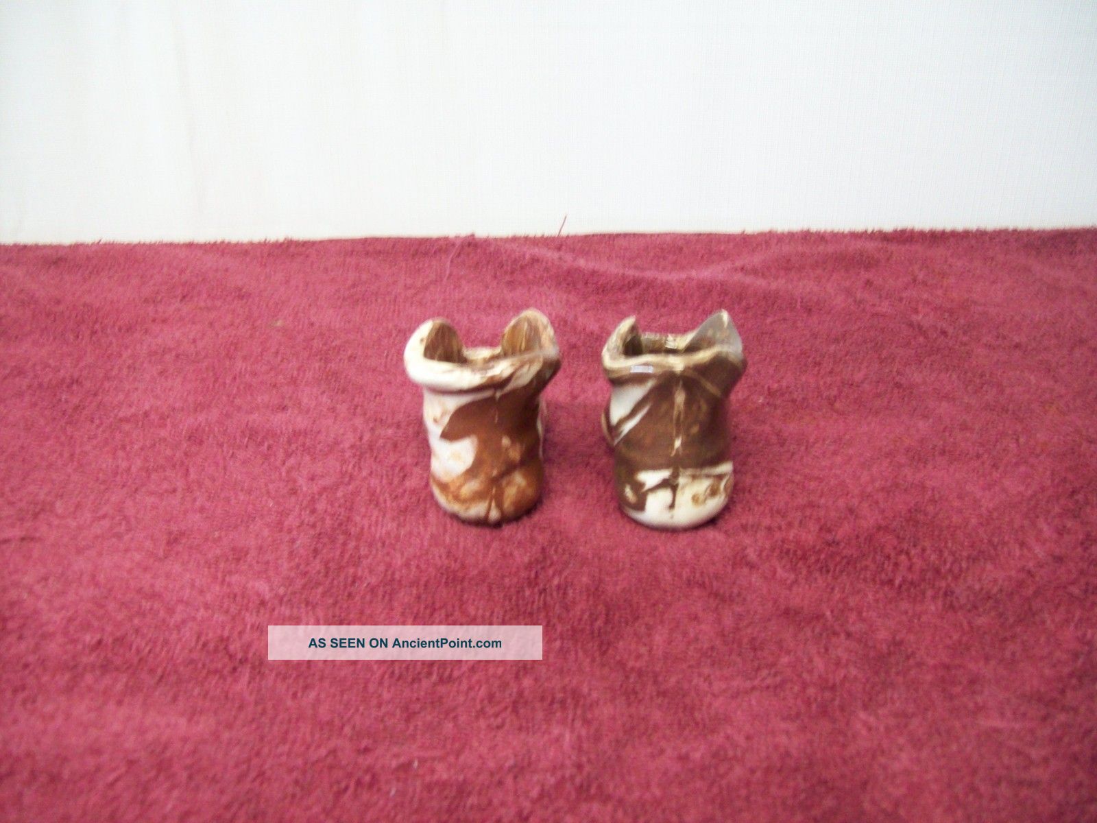  - juanita_ware_swirled_pottery_shoes_a_pair_3_lgw