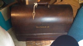 Singer Wooden Sewing Case With Key photo