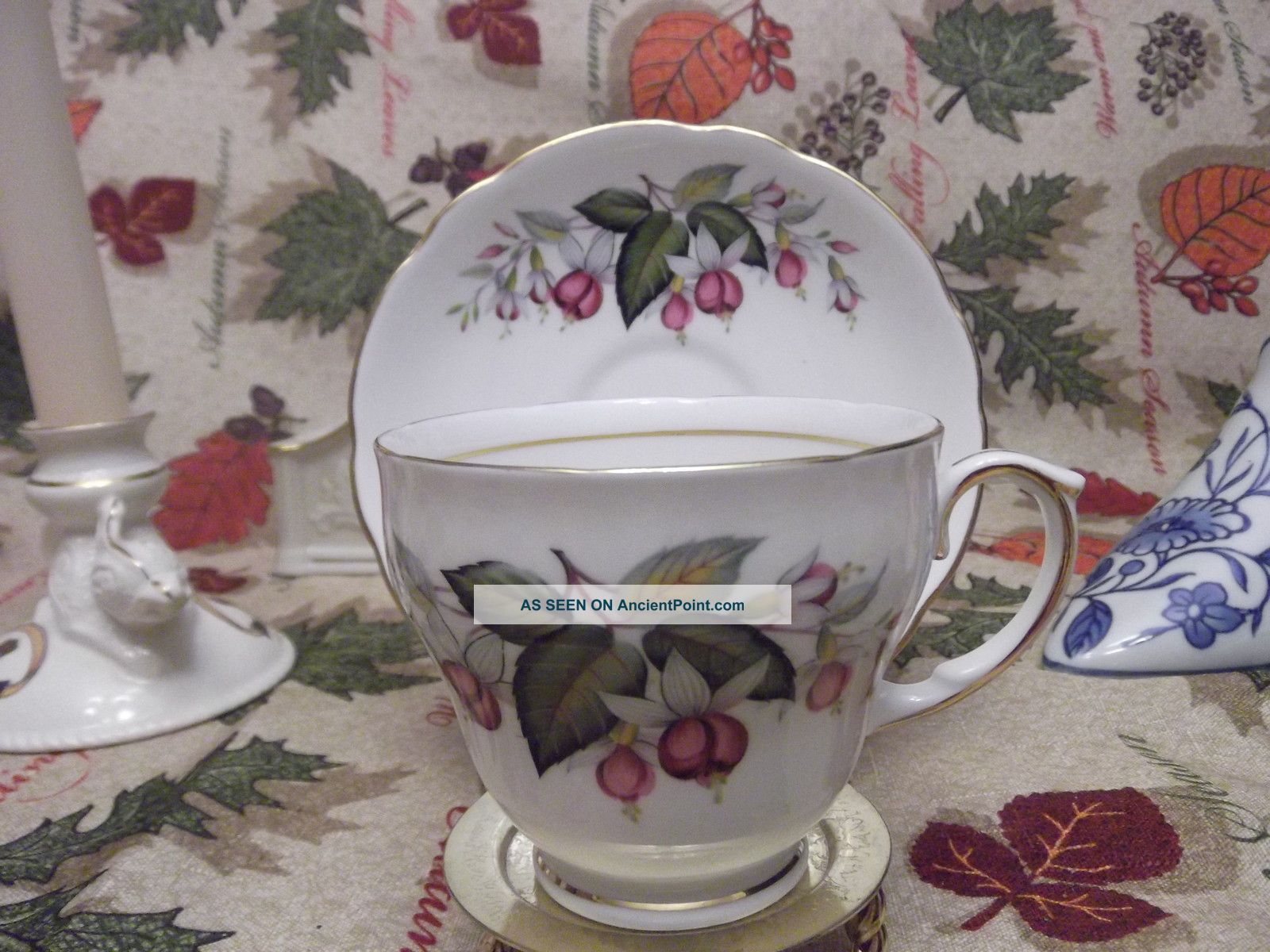 Duchess Bone China Tea Cup Saucer Pink And Fuschia Flowers - England 812 Cups & Saucers photo