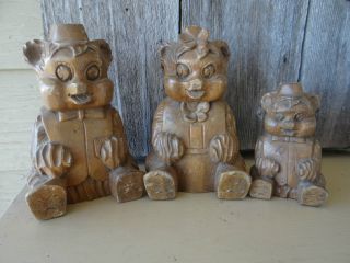 Adorable Vintage Primitive Hand Carved Wooden Three Bears Momma,  Papa And Baby photo