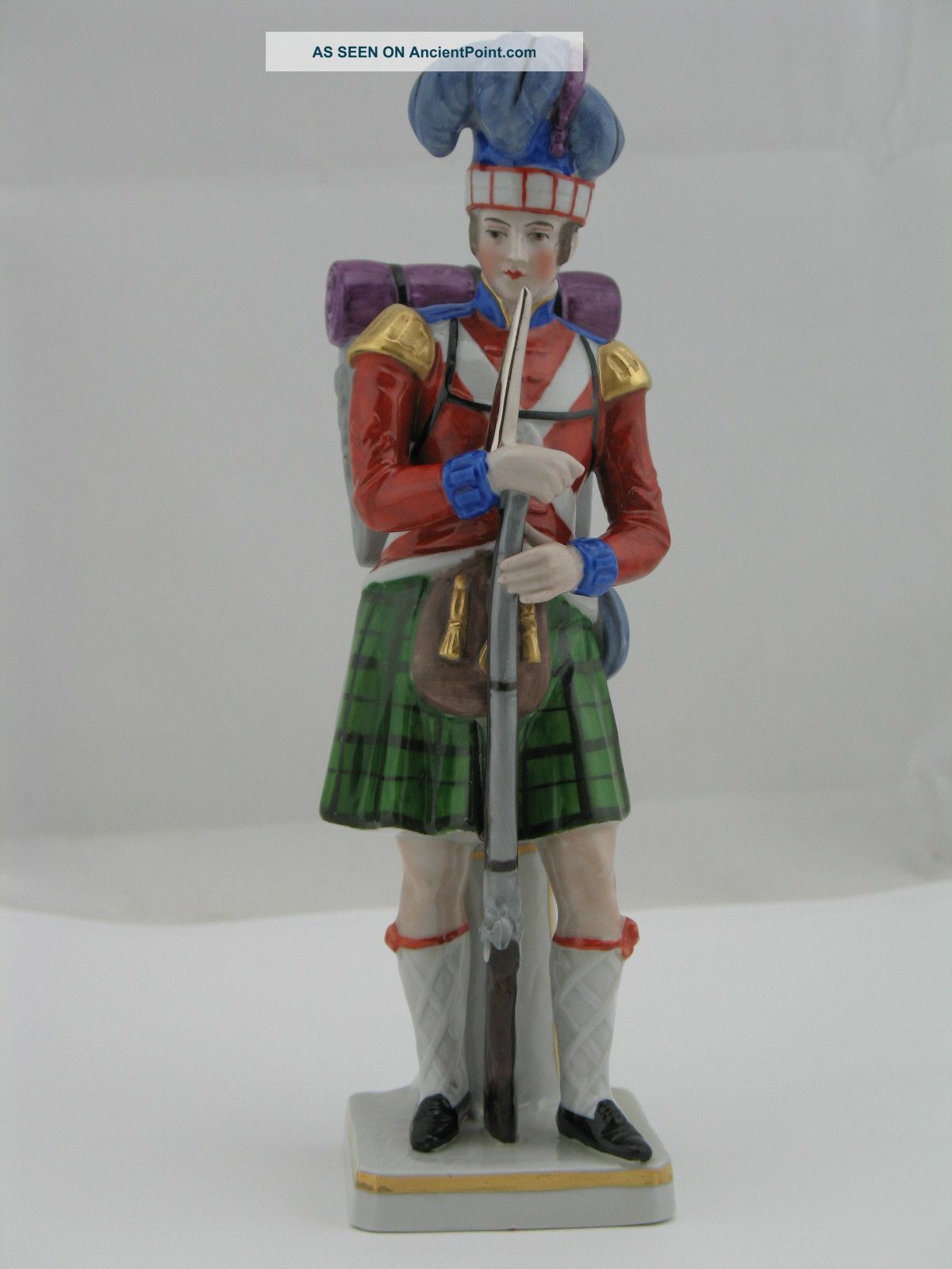 Porcelain Military Figurine: 11th Highland Regiment 1808,  Soldier,  Bohne? Mark Figurines photo