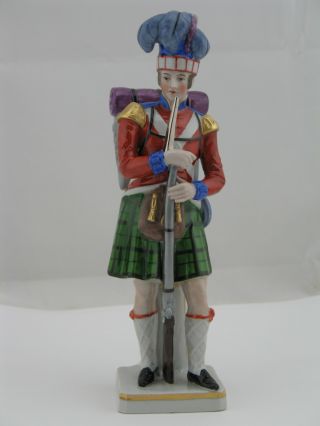 Porcelain Military Figurine: 11th Highland Regiment 1808,  Soldier,  Bohne? Mark photo