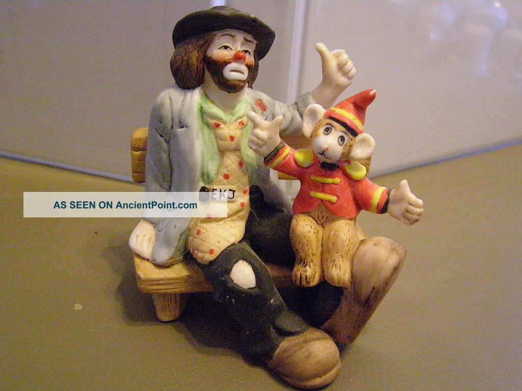Figurine Emet Kelly Clown With Monkey On Knee 2.  5 