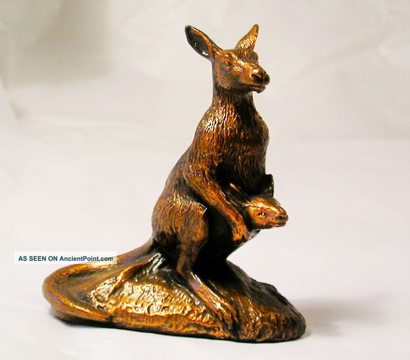 Vintage Metal Kangaroo Figurine S8 Metalware photo