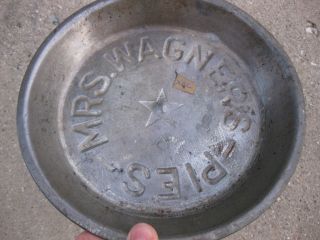 Antique Metal Mrs.  Wagner ' S Good Pies Pie Star Oven Pan Cooking Tin Primitive photo