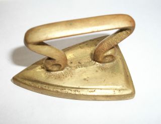 Antique Old Decorative Miniature Brass Clothes Iron, photo