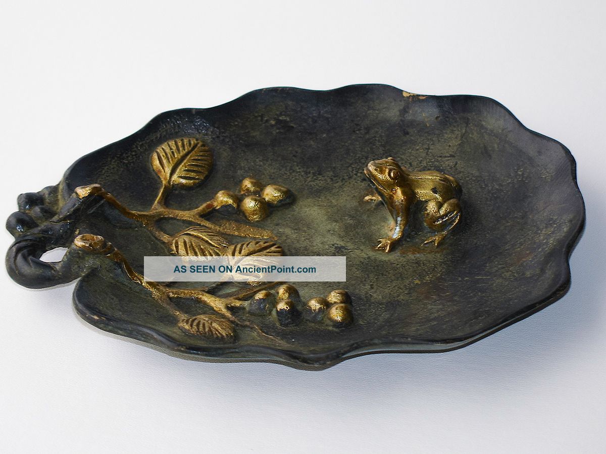 China Ancient Antique Bronze Frog & Flower Dish,  Tray,  Plate Decoration Metalware photo
