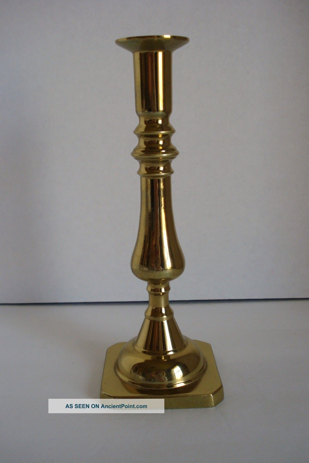 Vintage Harvin 3001 Polished Brass Candlestick Metalware photo
