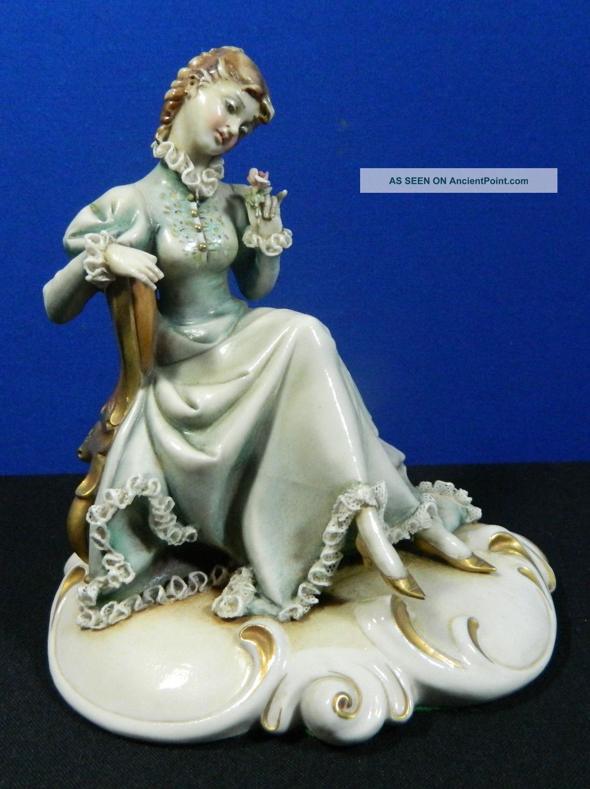 Borsato Hand Painted Porcelain Figurine Italy Vintage Lady Figurines photo