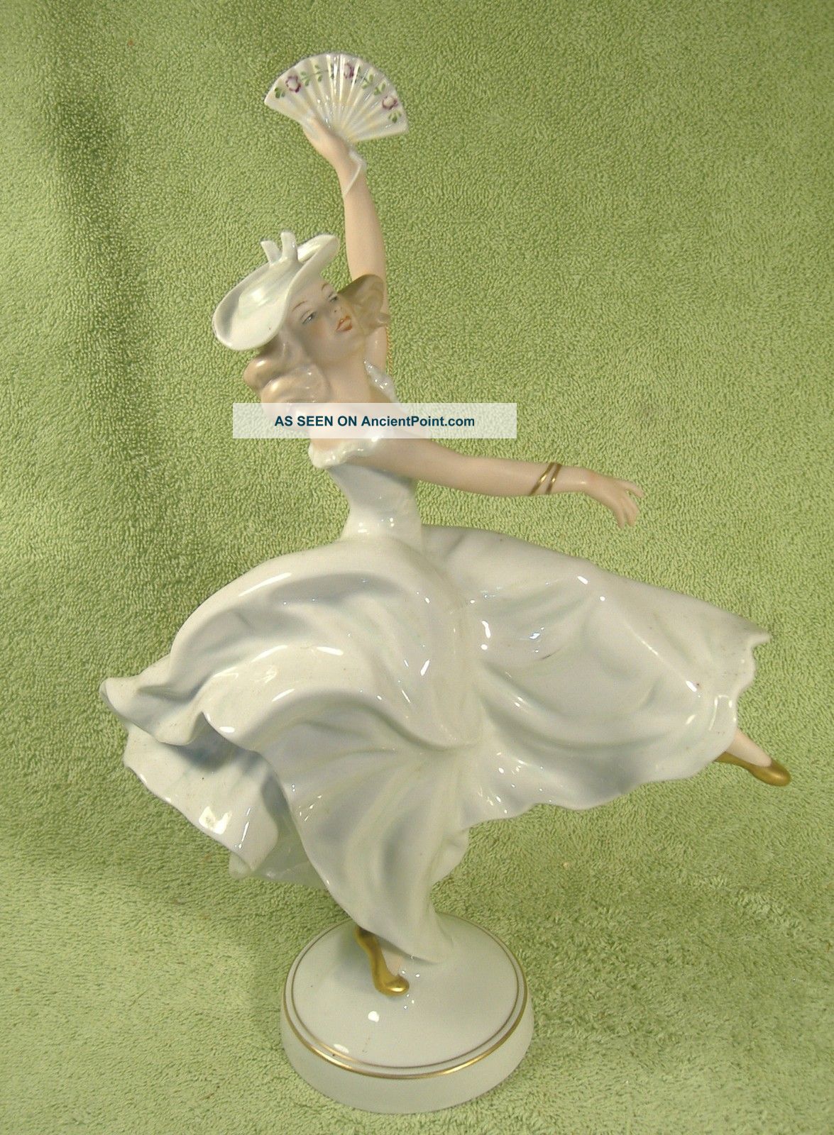 Wallendorf Figure Of A Woman Dancer Holding A Fan High Quality German Porcelain Figurines photo