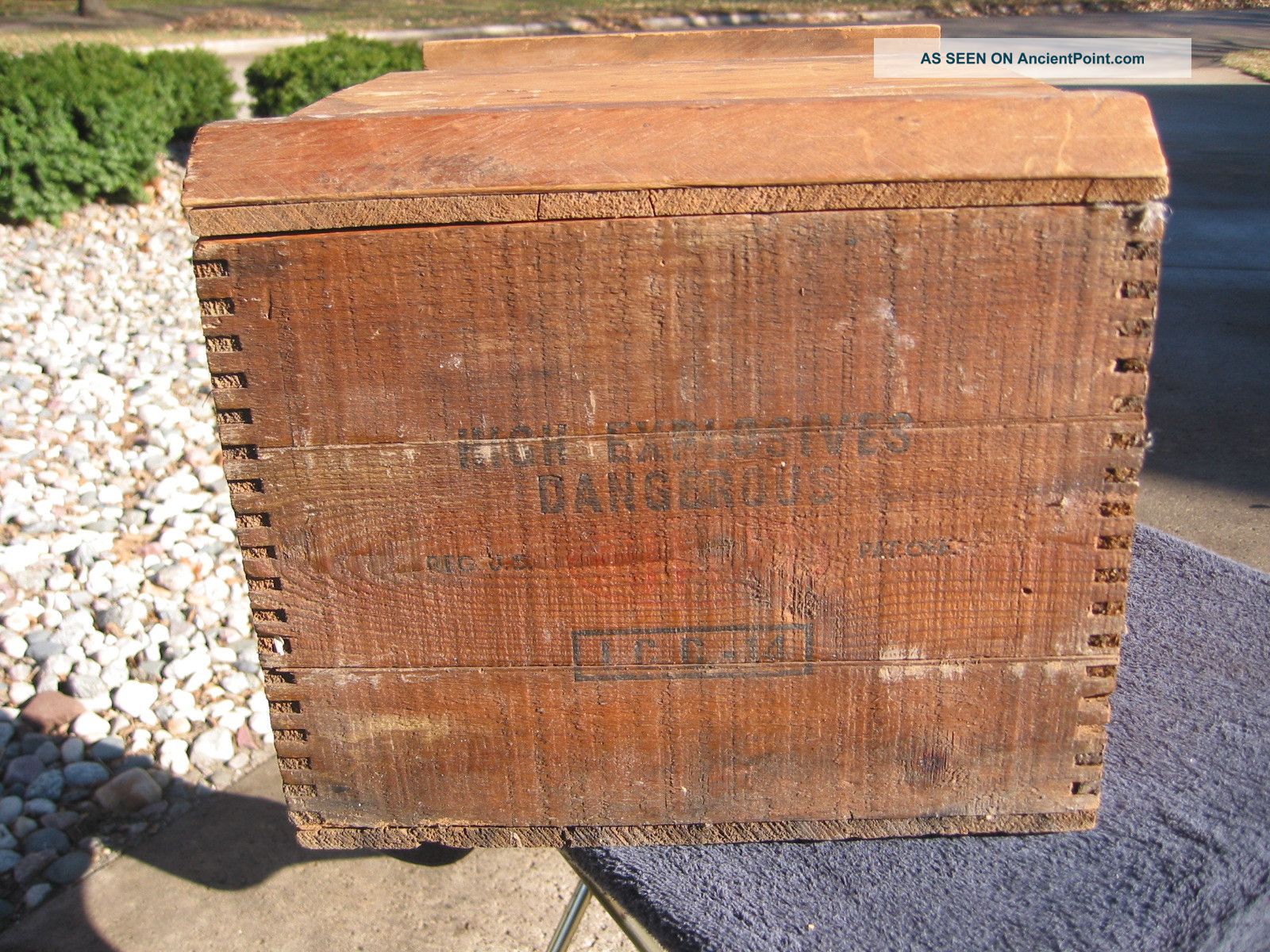 Vintage Dupont Explosiives Extra Dynamite Dove Tailed Wood Box Boxes photo