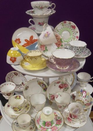 17 Mixed Tea Cup And Saucer Sets - Collectable Demitasse Marked China Cups/plate photo