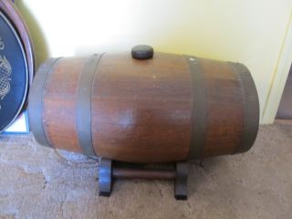 Oak ? Wood Keg Cask Wine Whiskey Water Field Barrel 24 