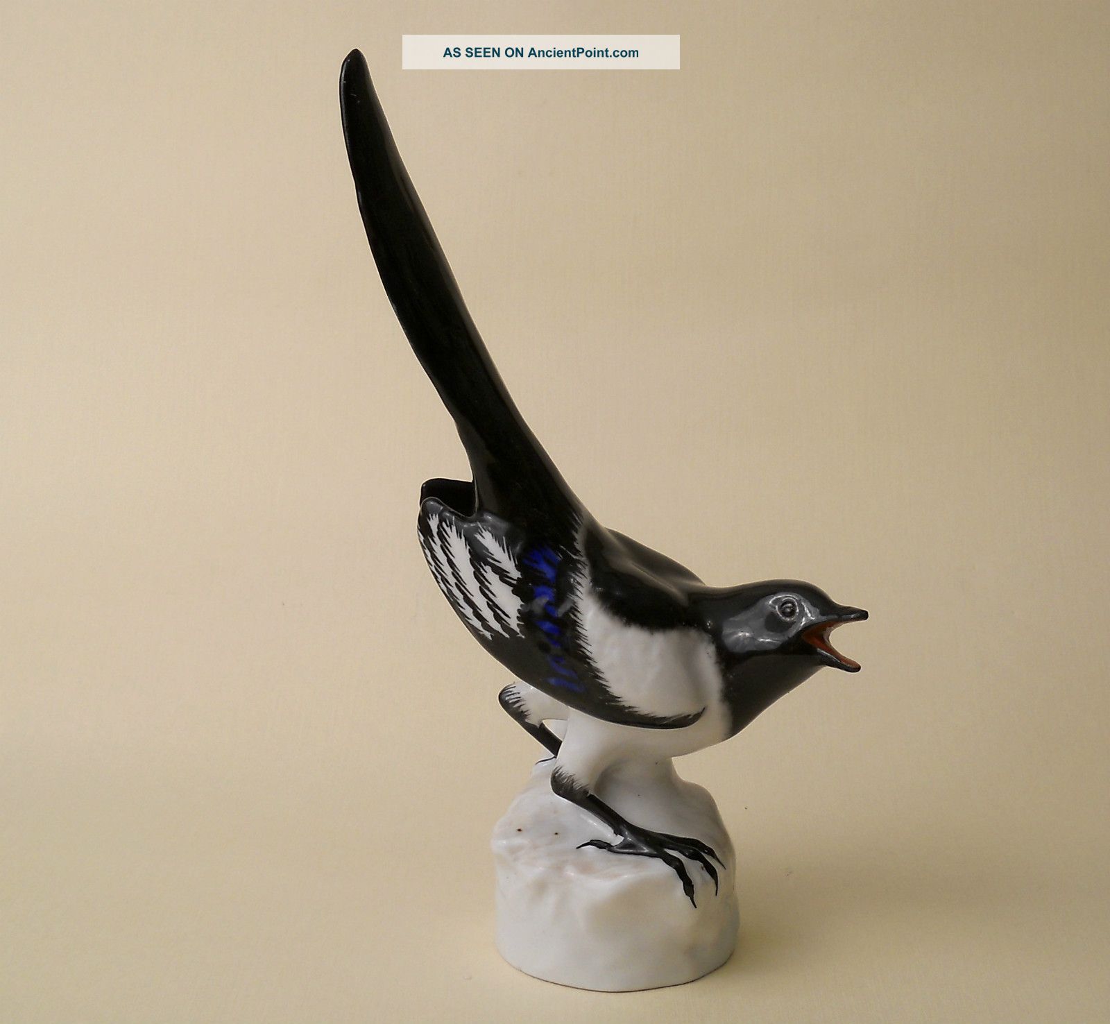 Soviet Russian Porcelain Figurine Animal,  Bird Magpie,  Lomonosov Lfz.  Old 50s Figurines photo