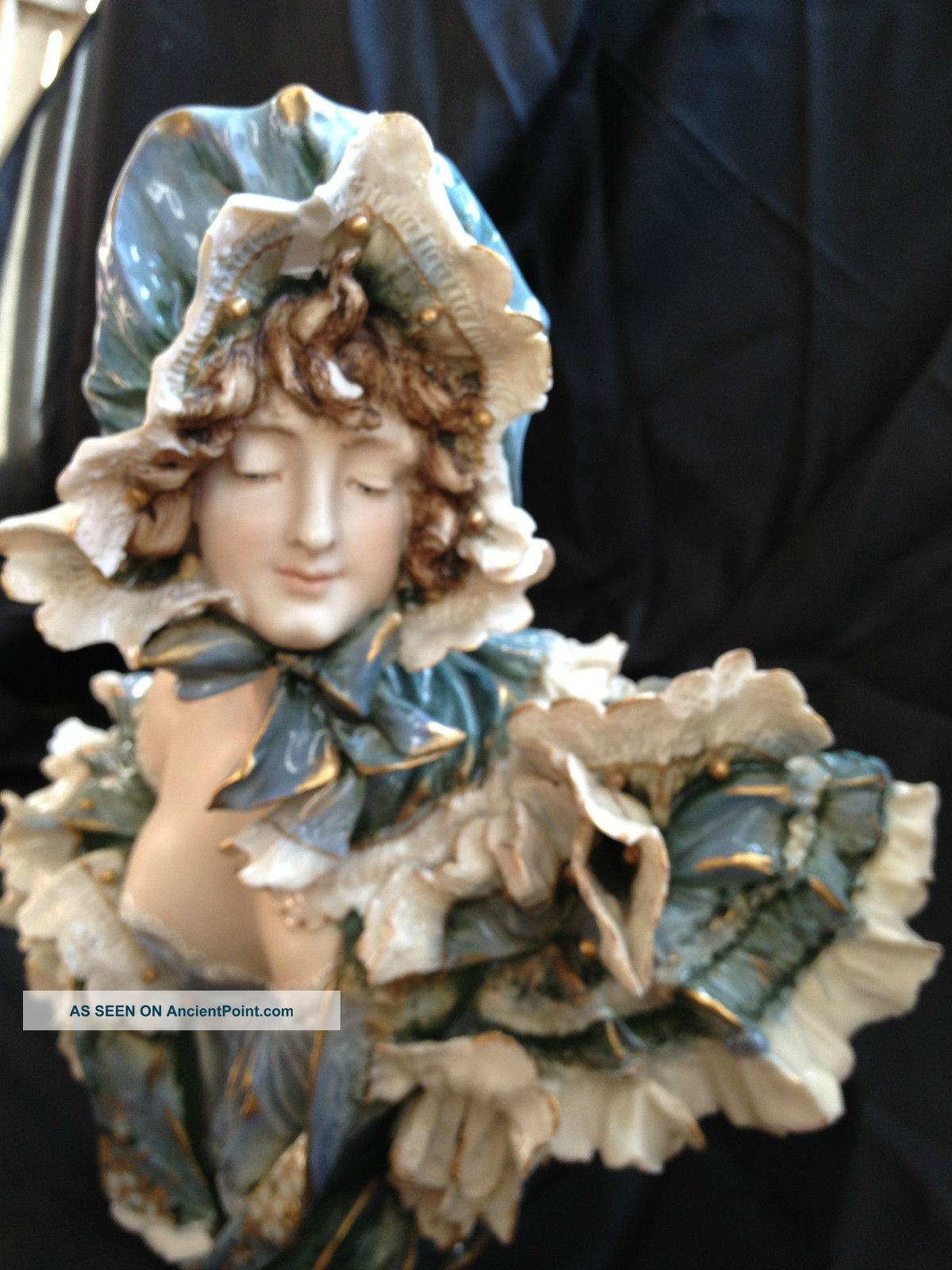 Amphora Teplitz Bohemia Art Nouveau Bust Of Young Woman - Bust Figurine Figurines photo