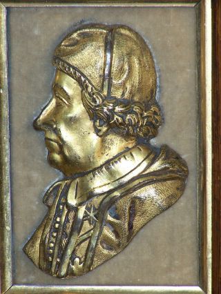 Fine 18th Century Gilded Bronze Profile Portrait Of Pope Clement Xi,  1700 - 1721 photo