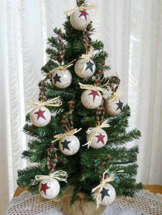 10 Primitive Country Christmas Ornaments photo