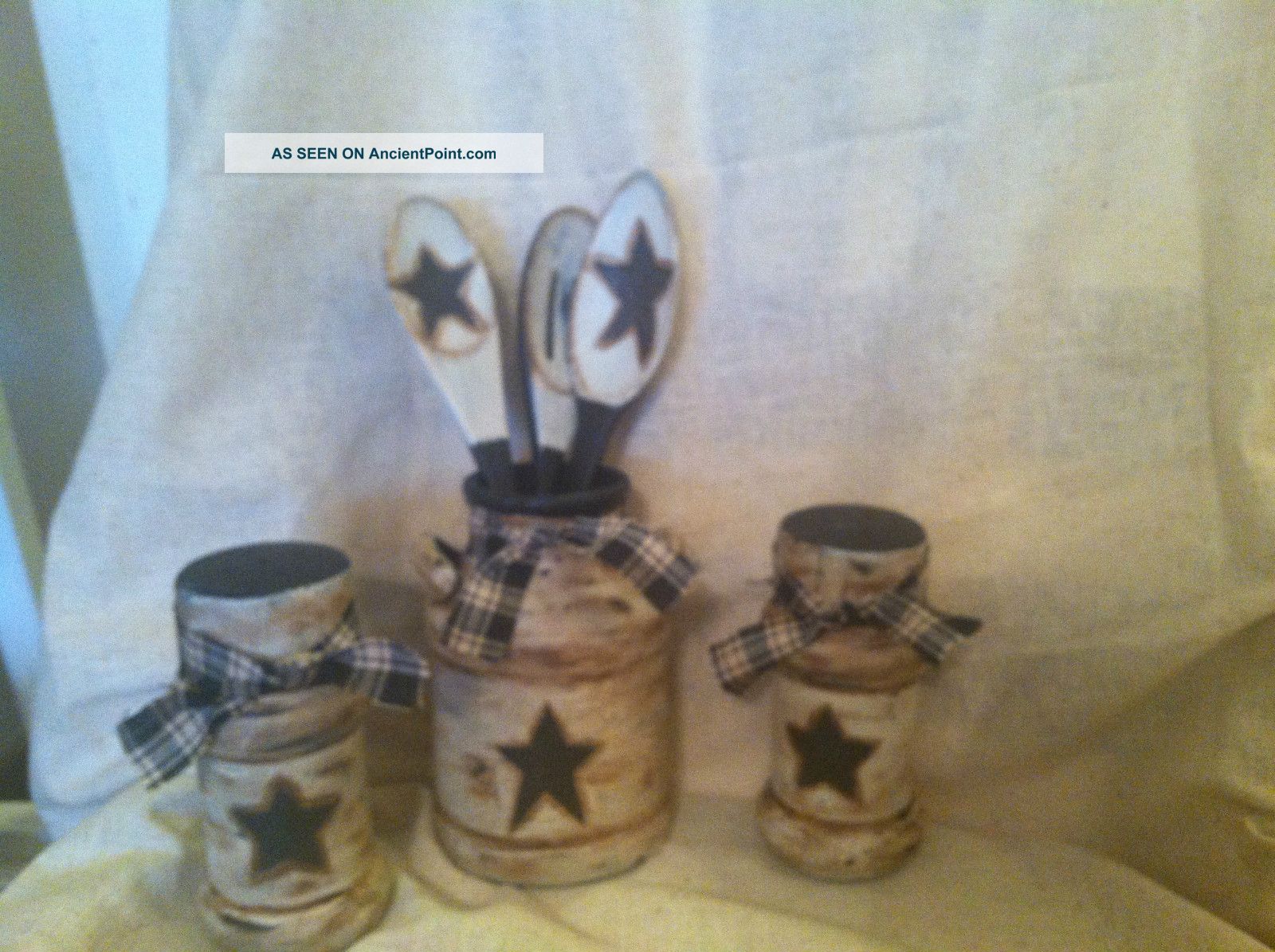 Primitive Americana,  Country,  Farmhouse Utensil Holder & Salt And Pepper Shakers Primitives photo
