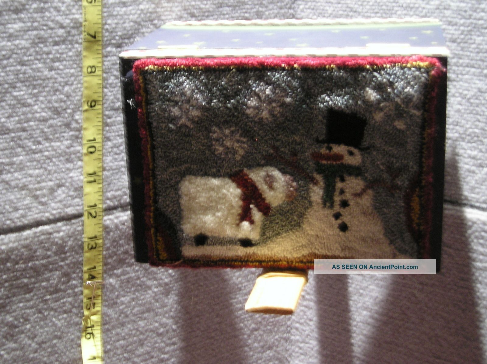 Punch Needle Box Folk Art Snowman Sheep Snowflakes Winter Blizzard Christmas New Primitives photo